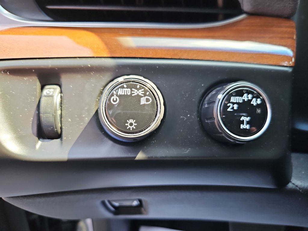 2019 Cadillac Escalade Image 19