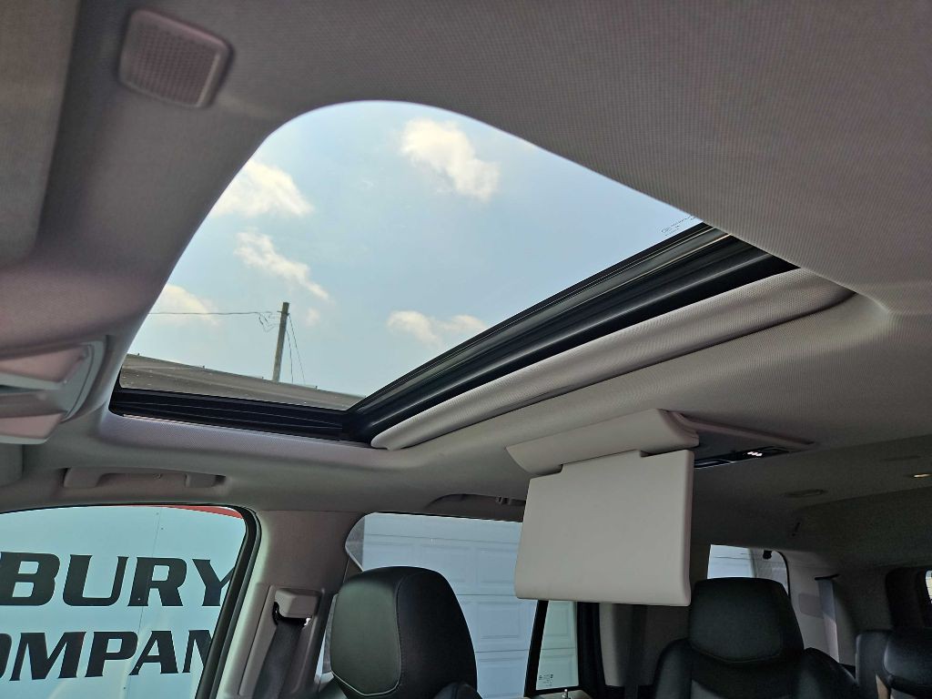 2019 Cadillac Escalade Image 34