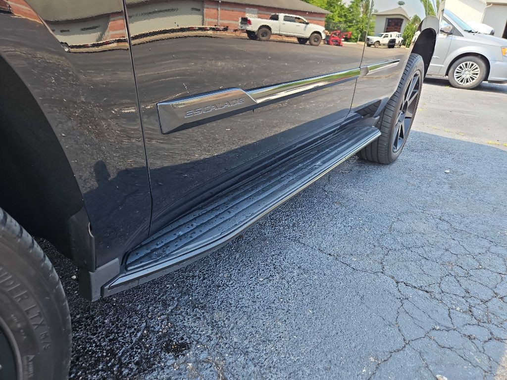 2019 Cadillac Escalade Image 38