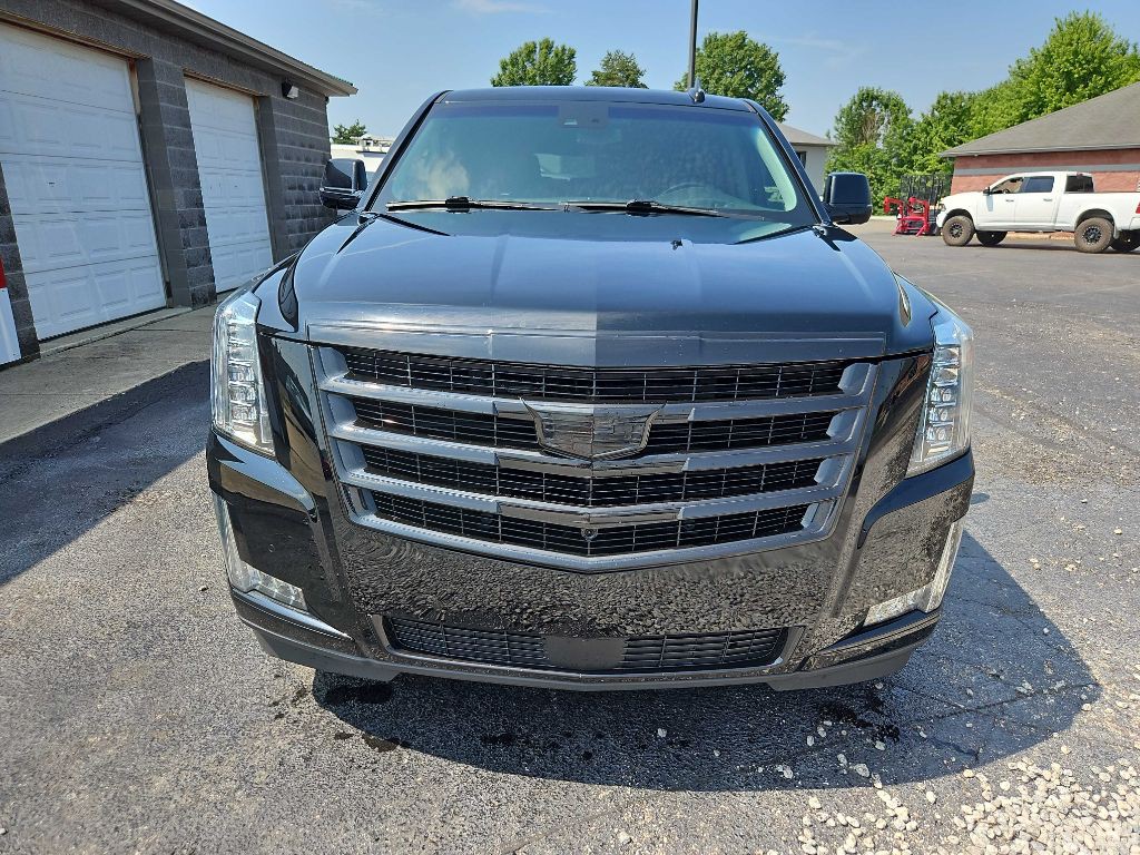 2019 Cadillac Escalade Image 3