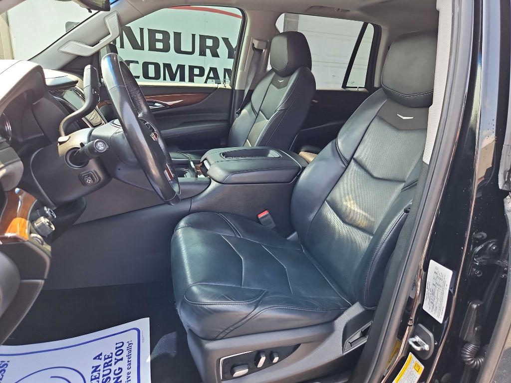 2019 Cadillac Escalade Image 8