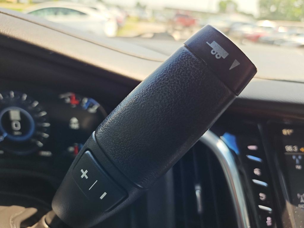 2019 Cadillac Escalade Image 25