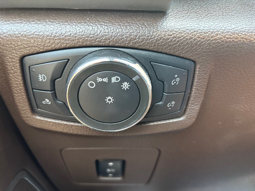 2016 Ford F-150 Image 15