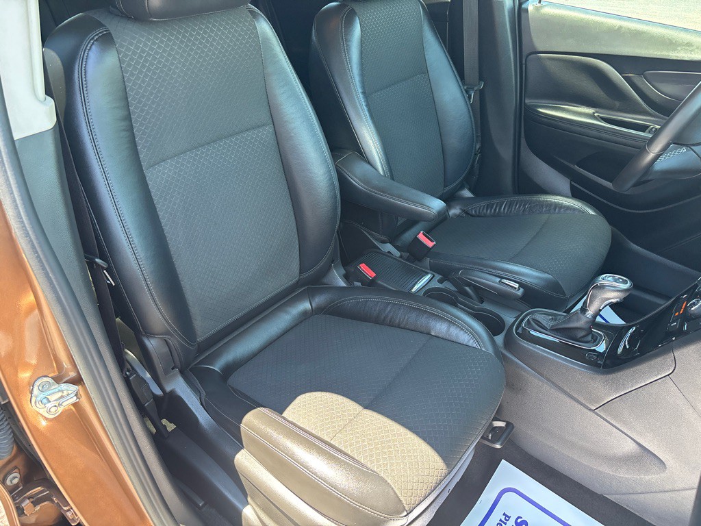 2017 Buick Enclave Image 10