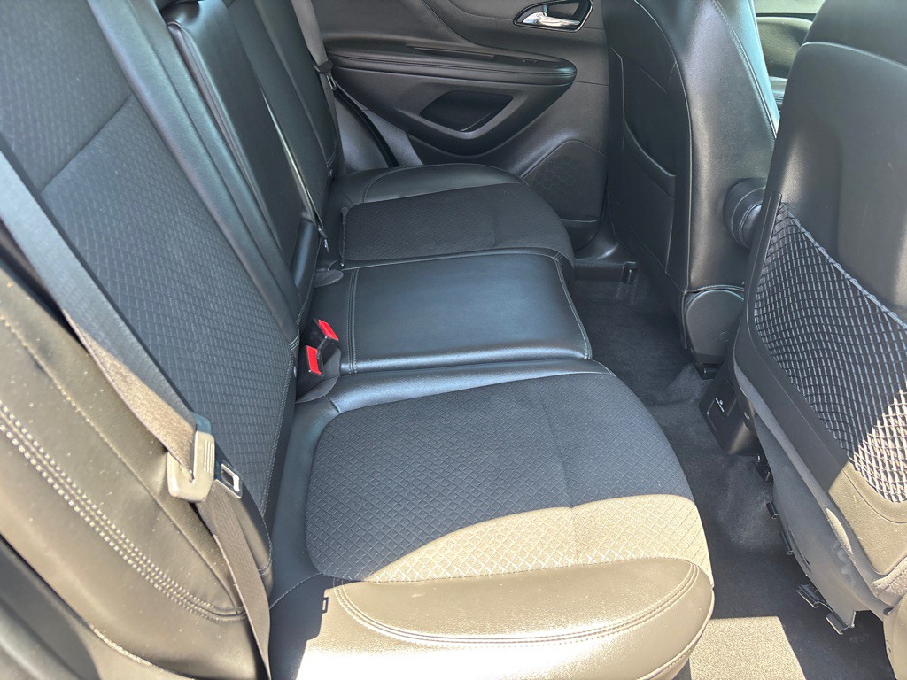 2017 Buick Enclave Image 11