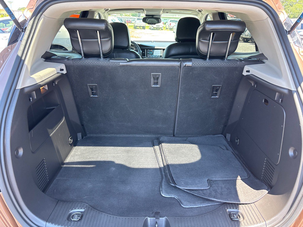 2017 Buick Enclave Image 12