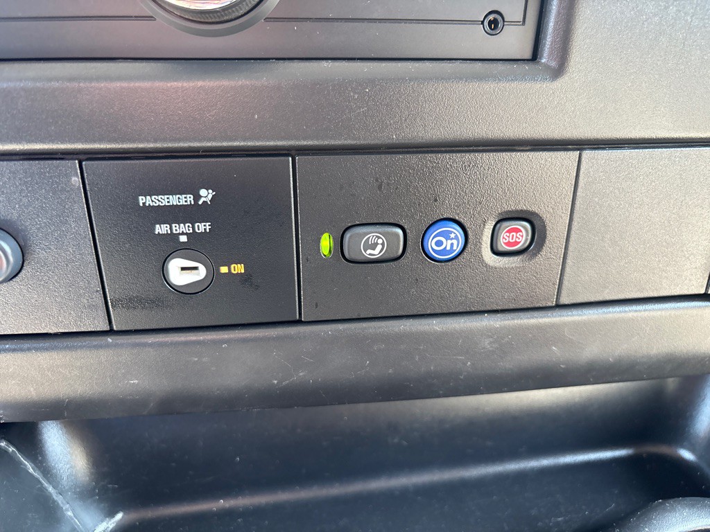 2021 Chevrolet Express Image 22
