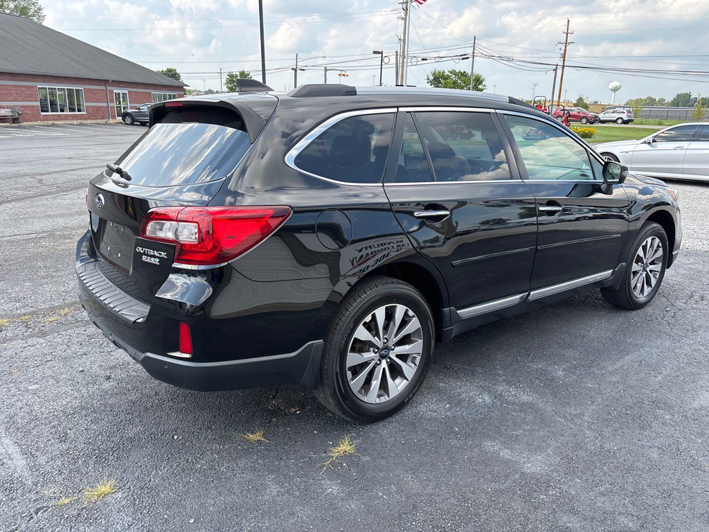 2017 Subaru Outback Image 5