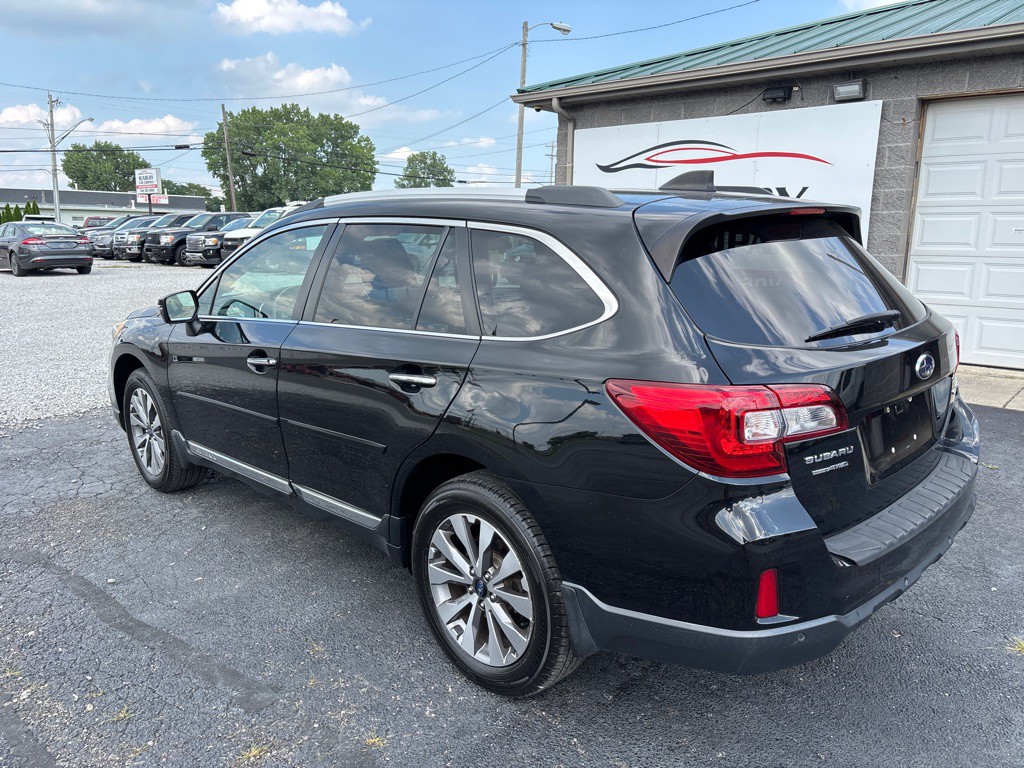 2017 Subaru Outback Image 7