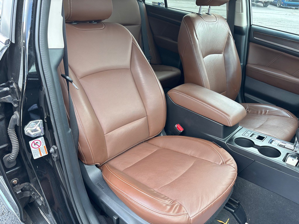 2017 Subaru Outback Image 10