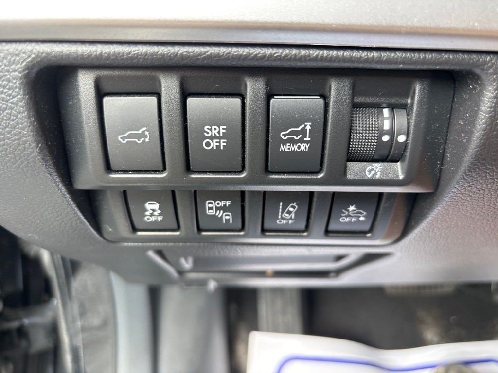 2017 Subaru Outback Image 16