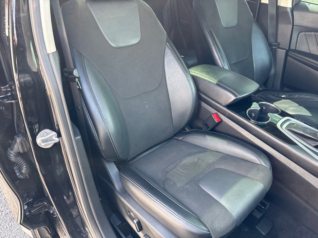 2018 Ford Edge Image 10