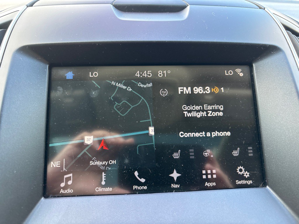 2018 Ford Edge Image 22