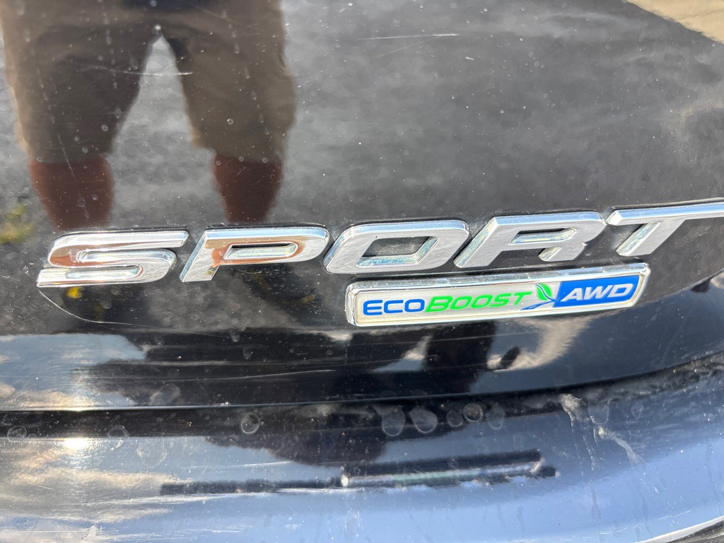 2018 Ford Edge Image 32