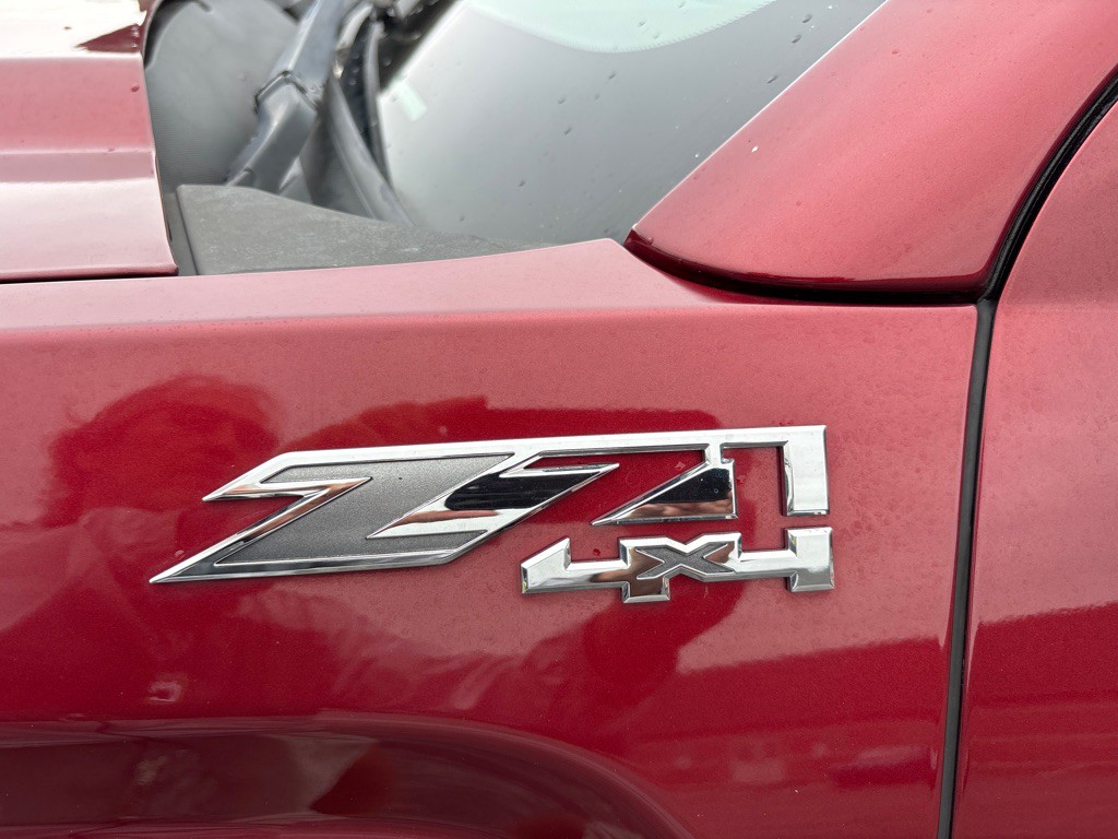 2017 GMC Sierra Image 25
