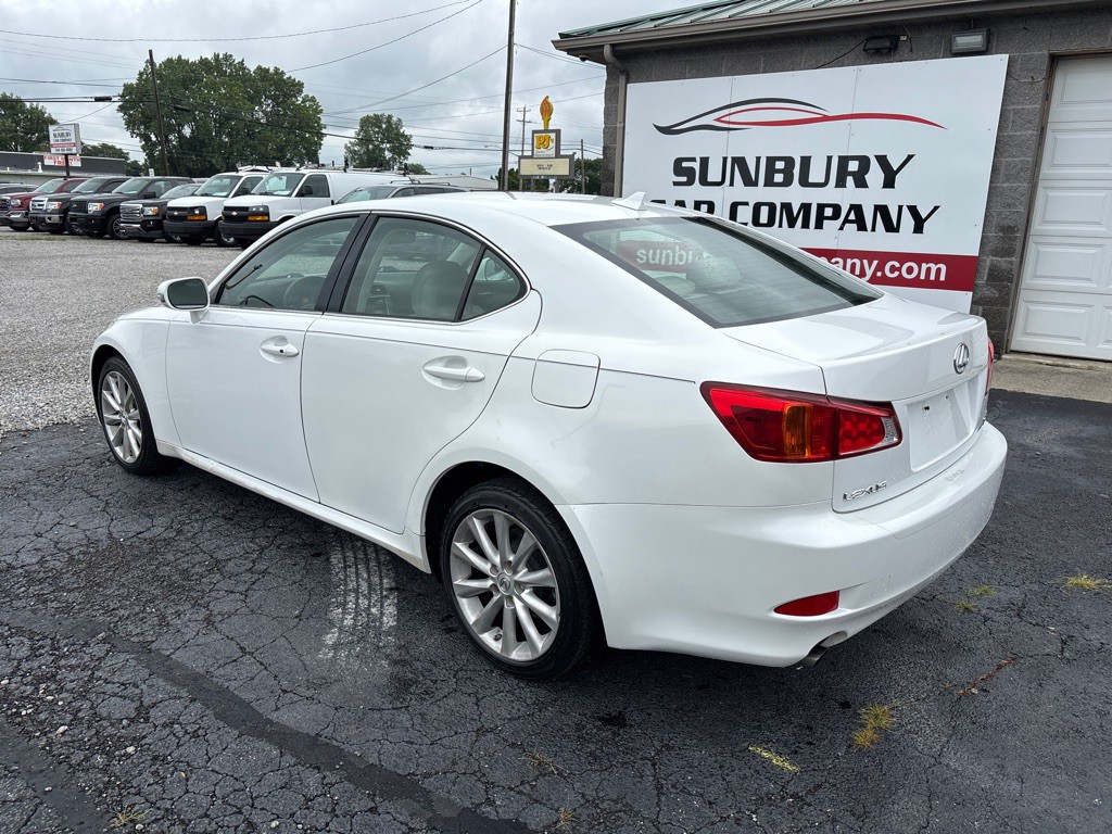 2009 Lexus IS Image 7