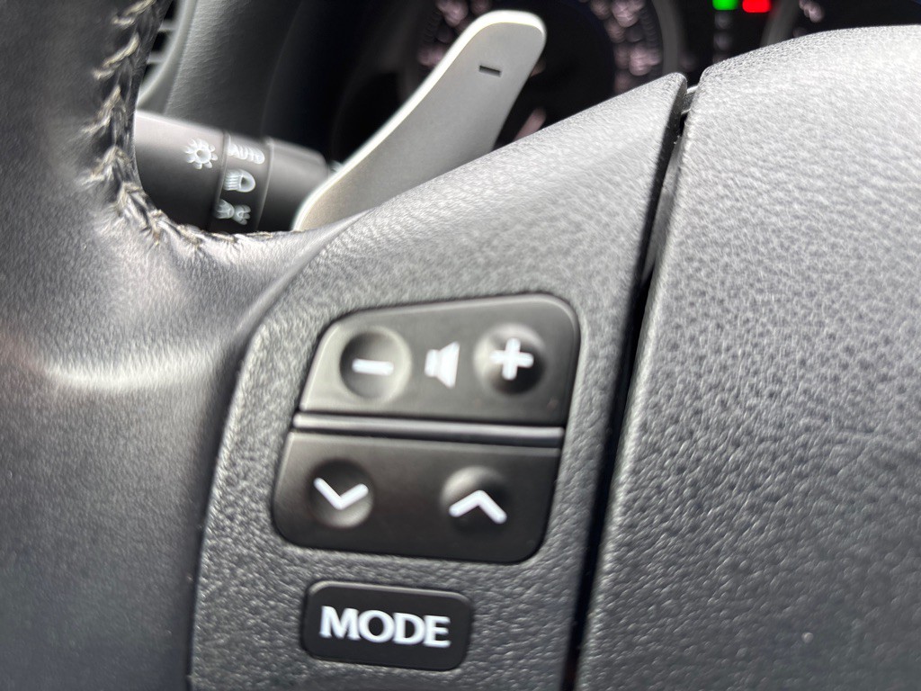 2009 Lexus IS Image 15