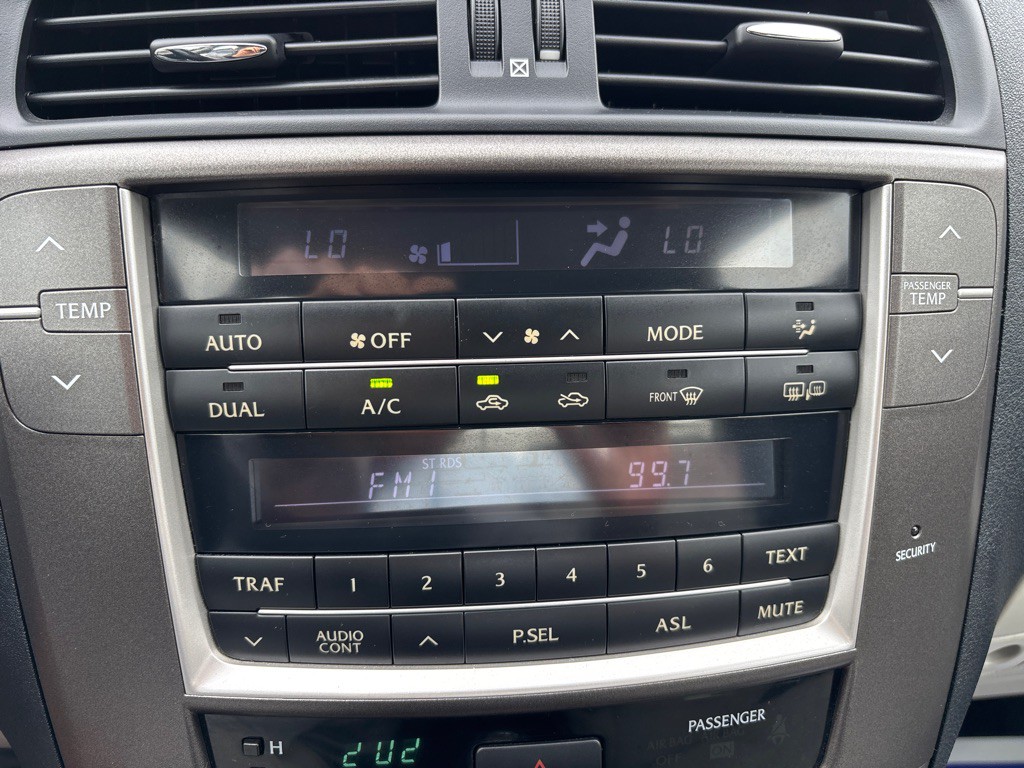 2009 Lexus IS Image 19