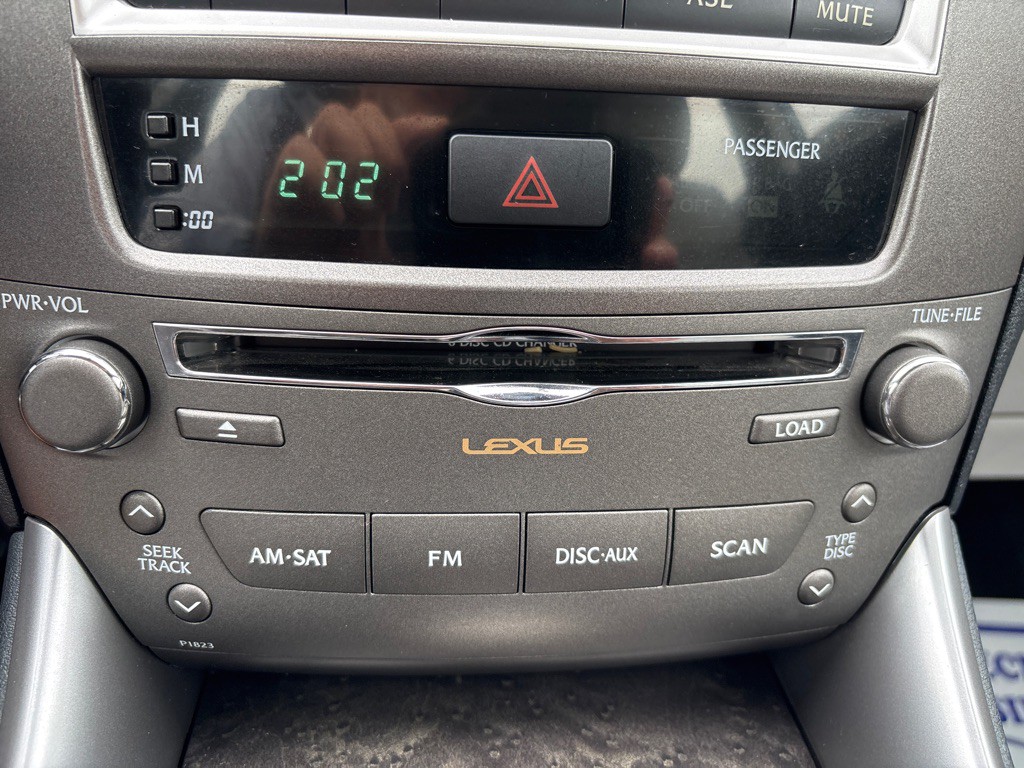 2009 Lexus IS Image 20