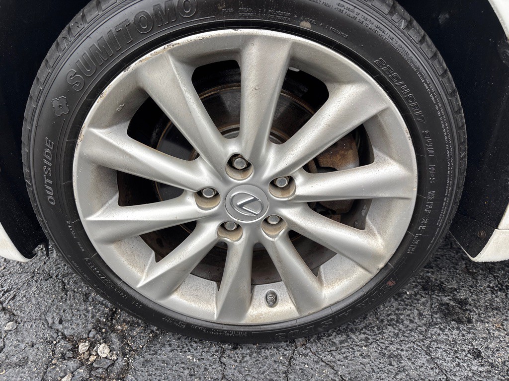 2009 Lexus IS Image 25