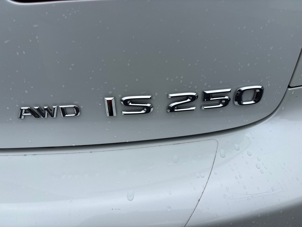 2009 Lexus IS Image 29