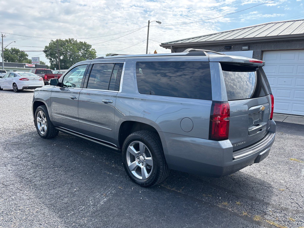 2019 Chevrolet Suburban Image 7