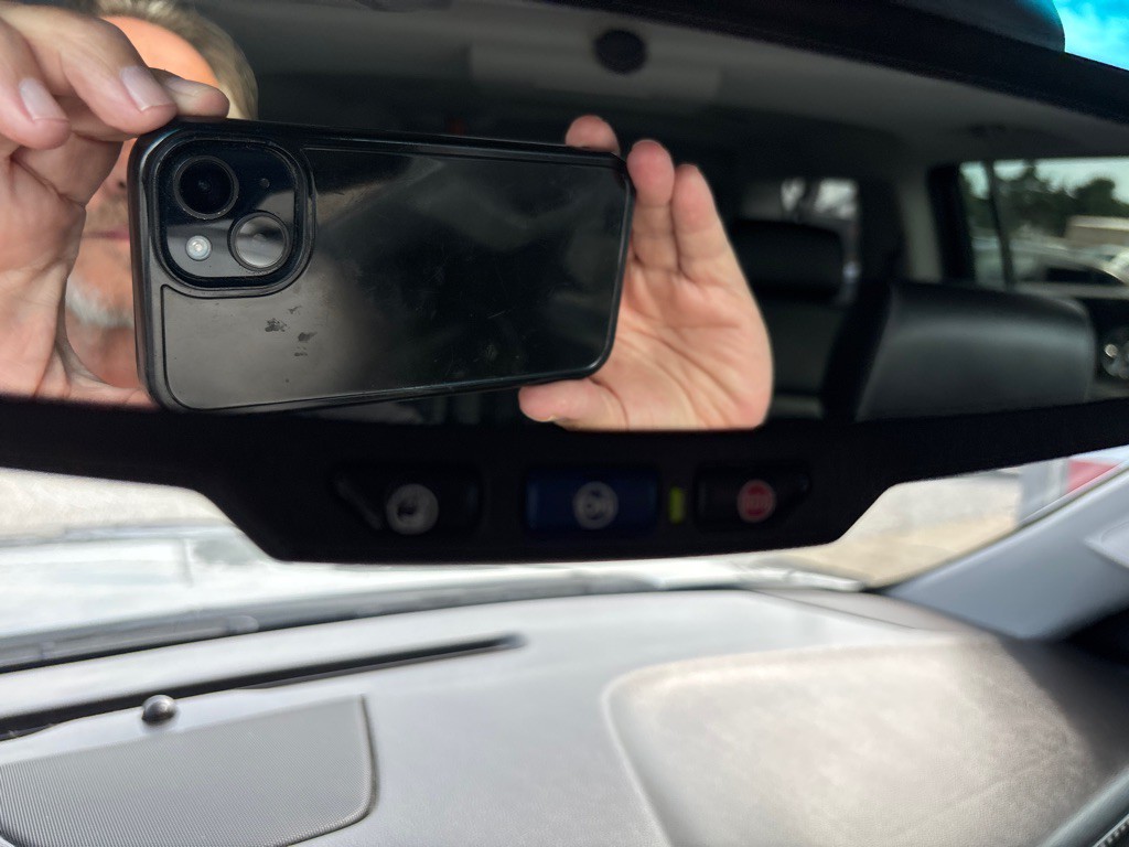 2019 Chevrolet Suburban Image 20