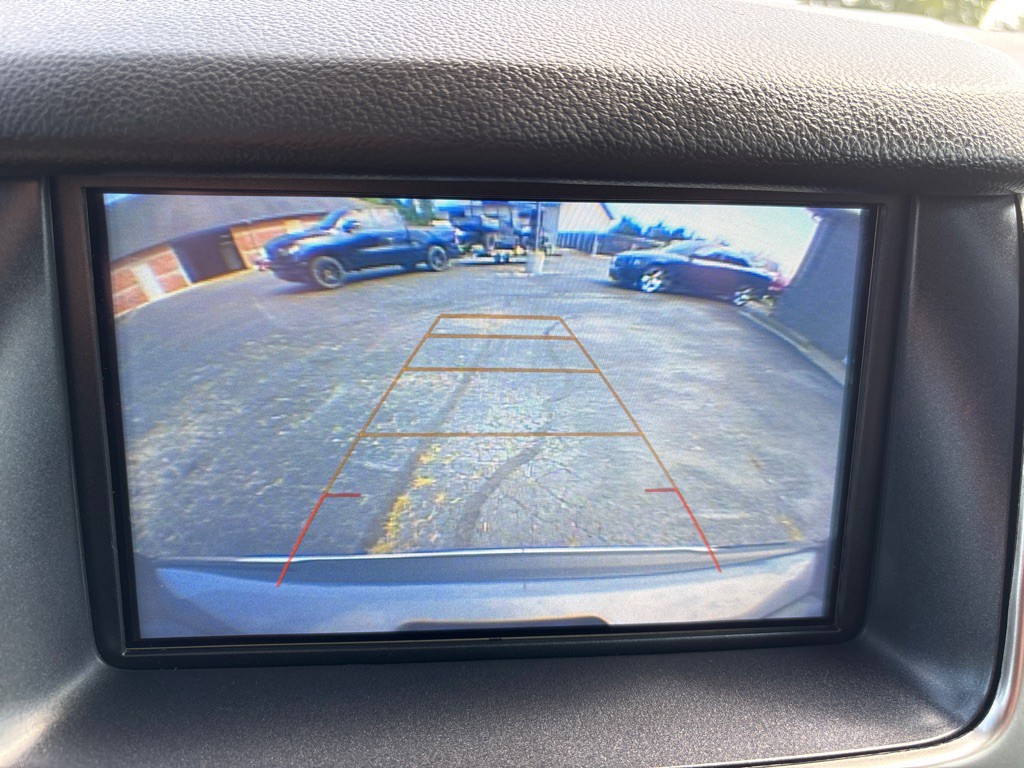 2019 Chevrolet Suburban Image 24