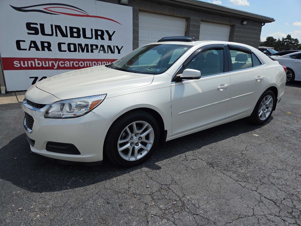 2014 Chevrolet Malibu Image 2