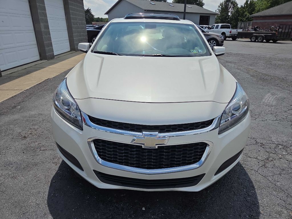 2014 Chevrolet Malibu Image 3