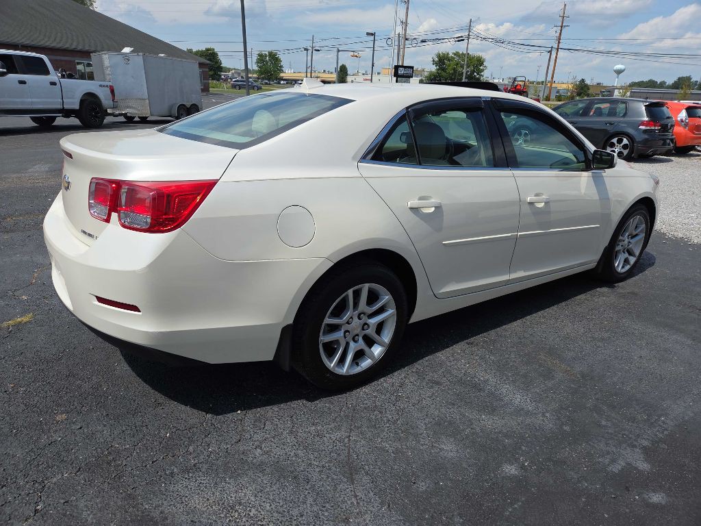 2014 Chevrolet Malibu Image 5