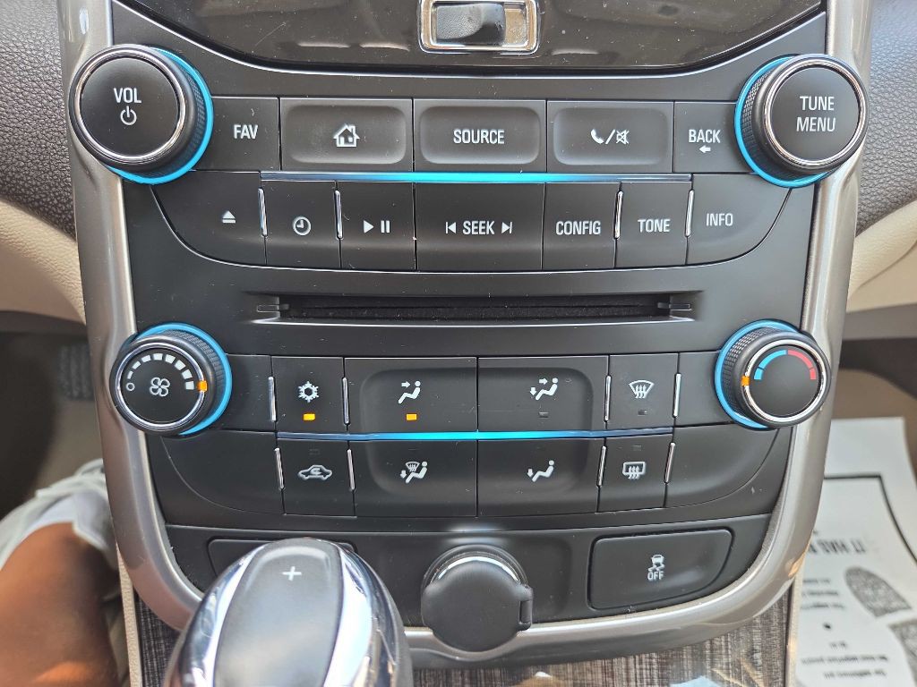 2014 Chevrolet Malibu Image 25