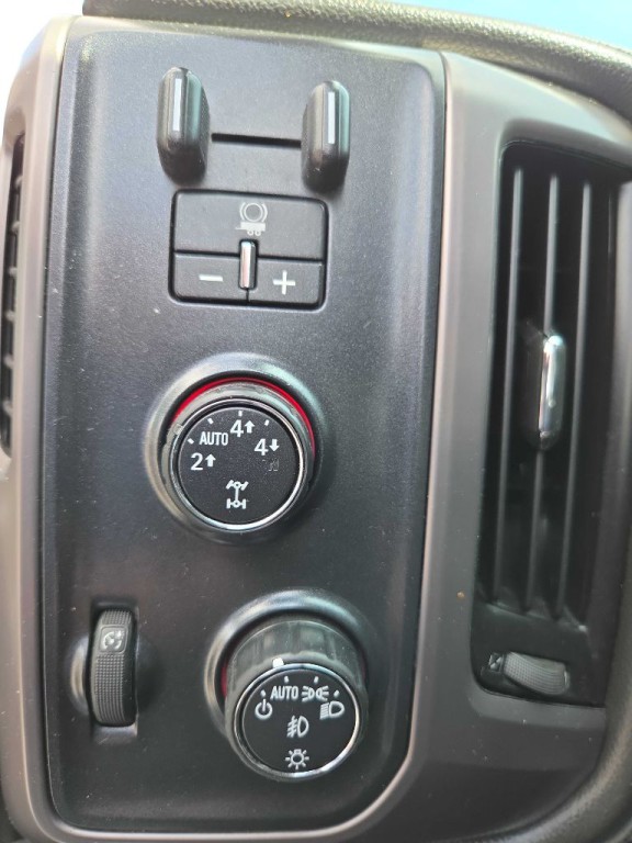 2016 GMC Sierra Image 14