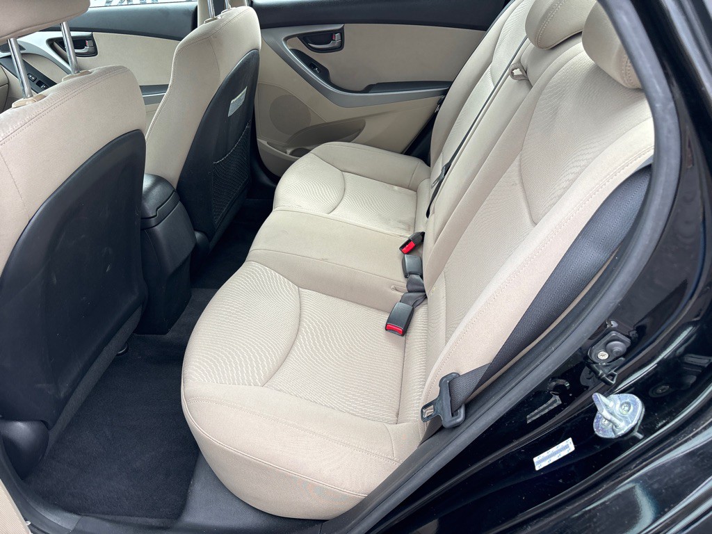 2014 Hyundai Elantra Image 9