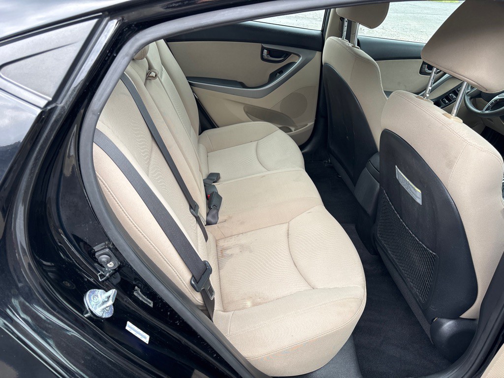 2014 Hyundai Elantra Image 11
