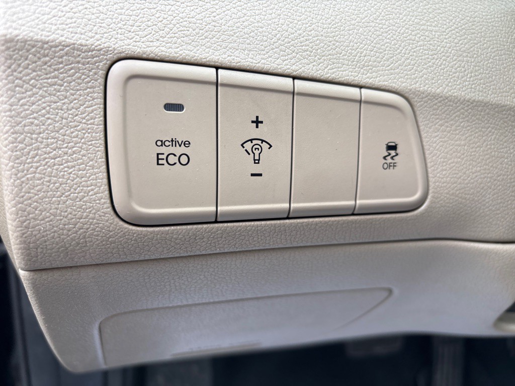 2014 Hyundai Elantra Image 13