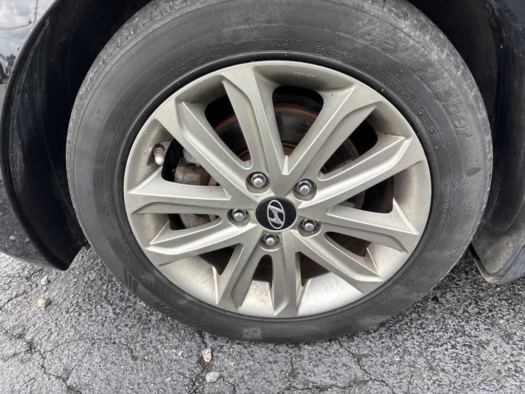 2014 Hyundai Elantra Image 21