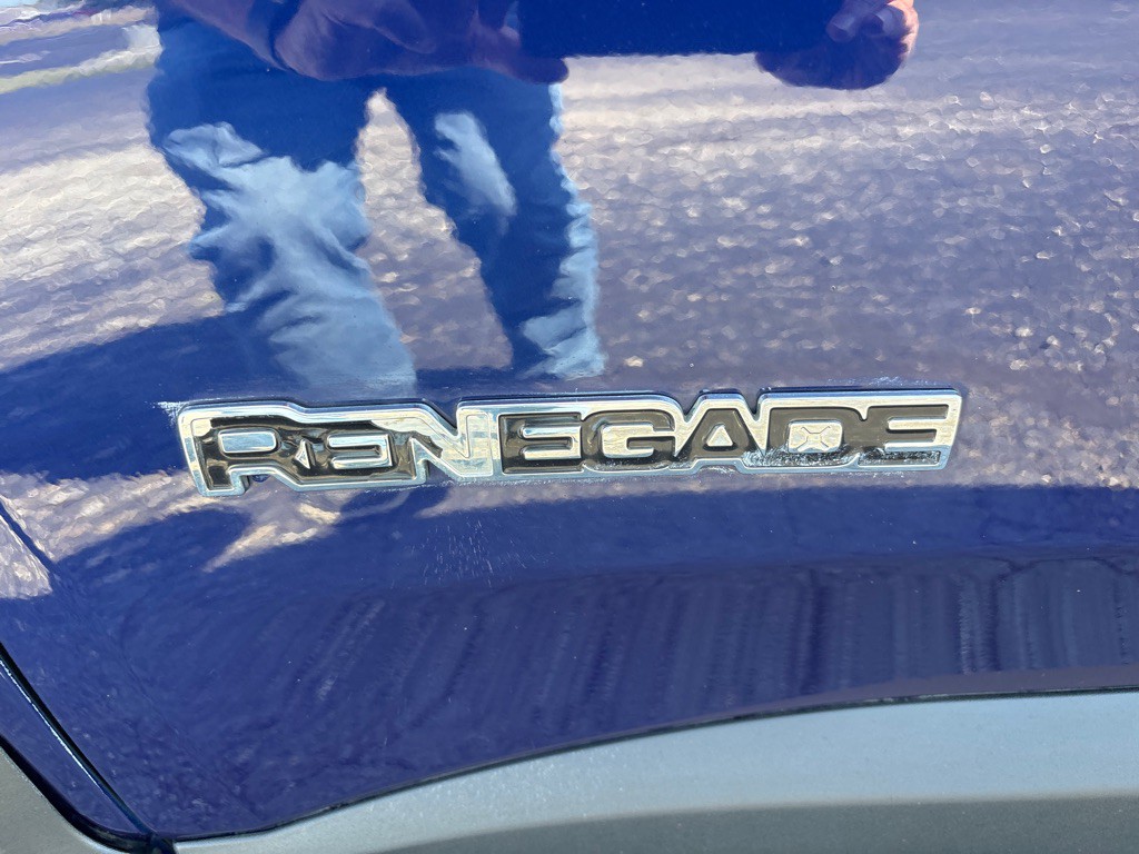 2016 Jeep Renegade Image 26