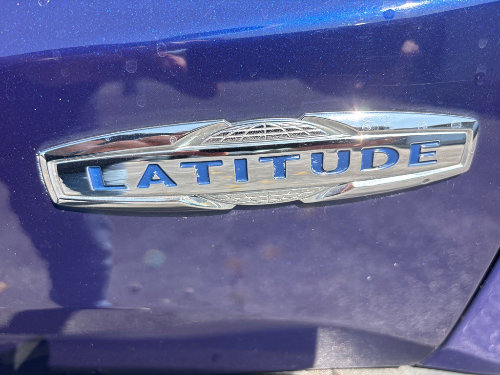 2016 Jeep Renegade Image 30