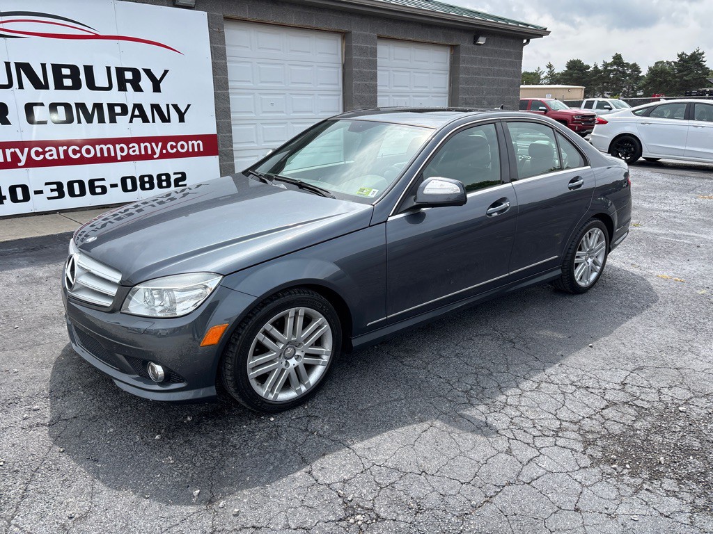 2008 Mercedes-Benz C-Class Image 2