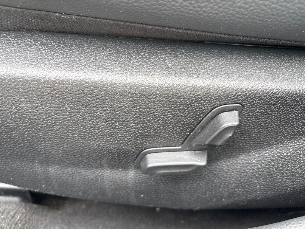 2008 Mercedes-Benz C-Class Image 12