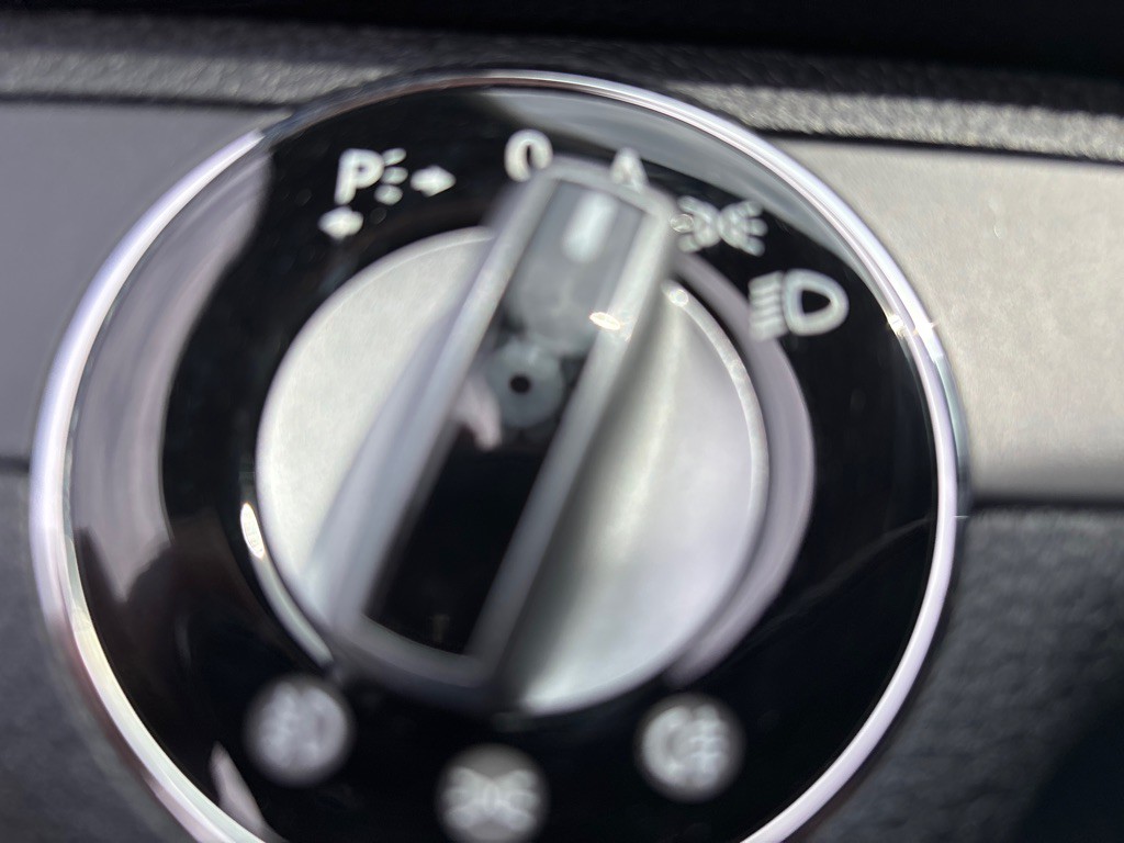 2008 Mercedes-Benz C-Class Image 14