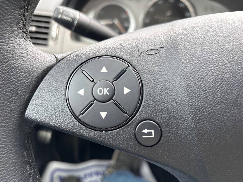 2008 Mercedes-Benz C-Class Image 15