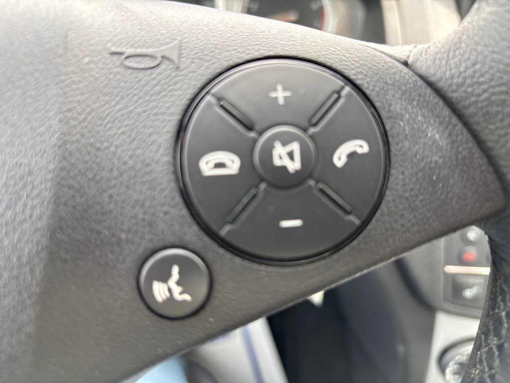 2008 Mercedes-Benz C-Class Image 16
