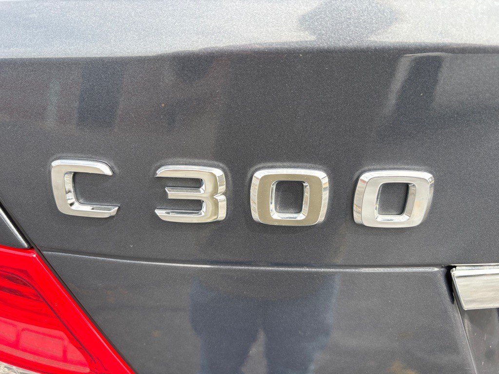2008 Mercedes-Benz C-Class Image 26