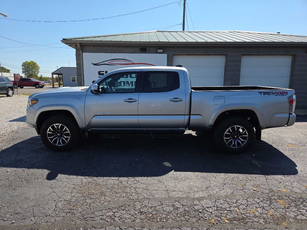 2022 Toyota Tacoma Image 1