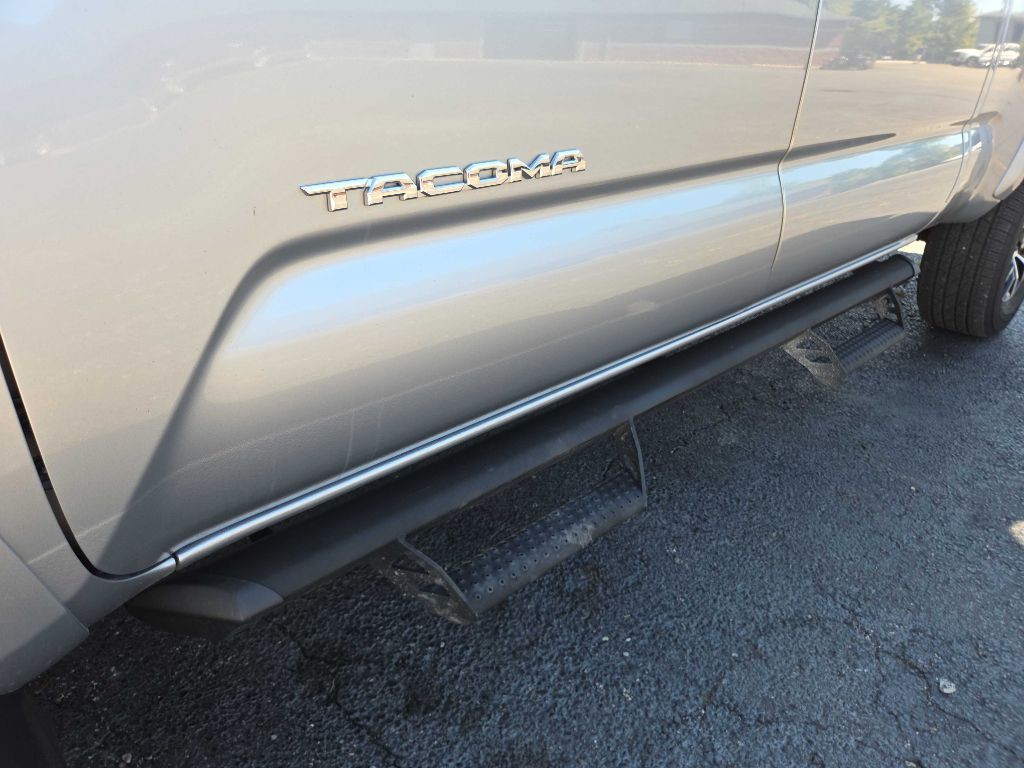 2022 Toyota Tacoma Image 32