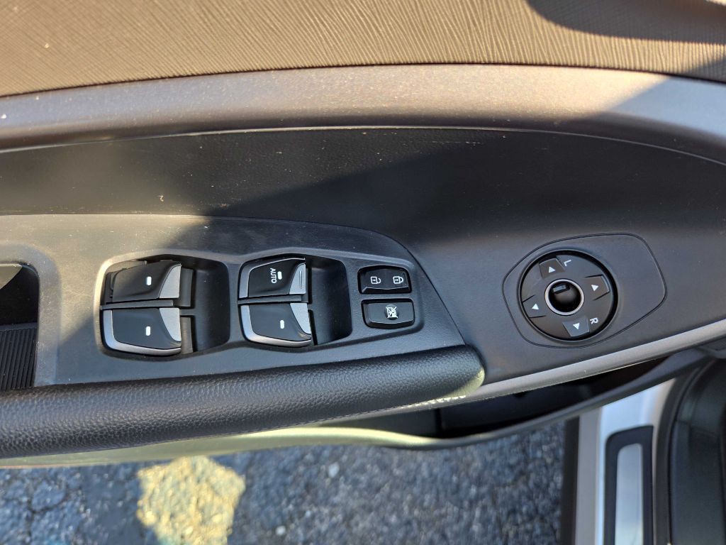 2013 Hyundai Santa Fe Sport Image 13