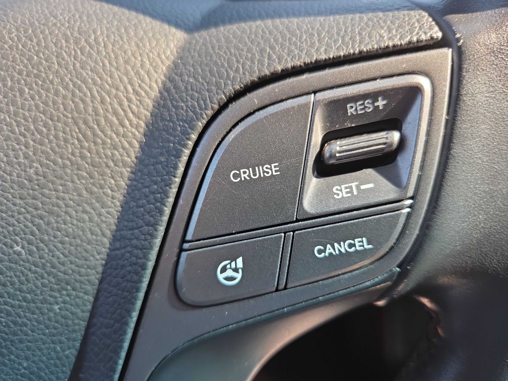 2013 Hyundai Santa Fe Sport Image 20