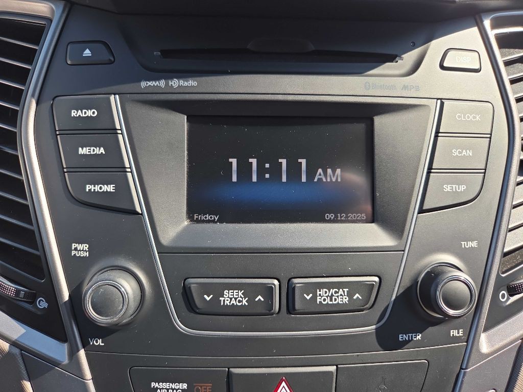 2013 Hyundai Santa Fe Sport Image 25